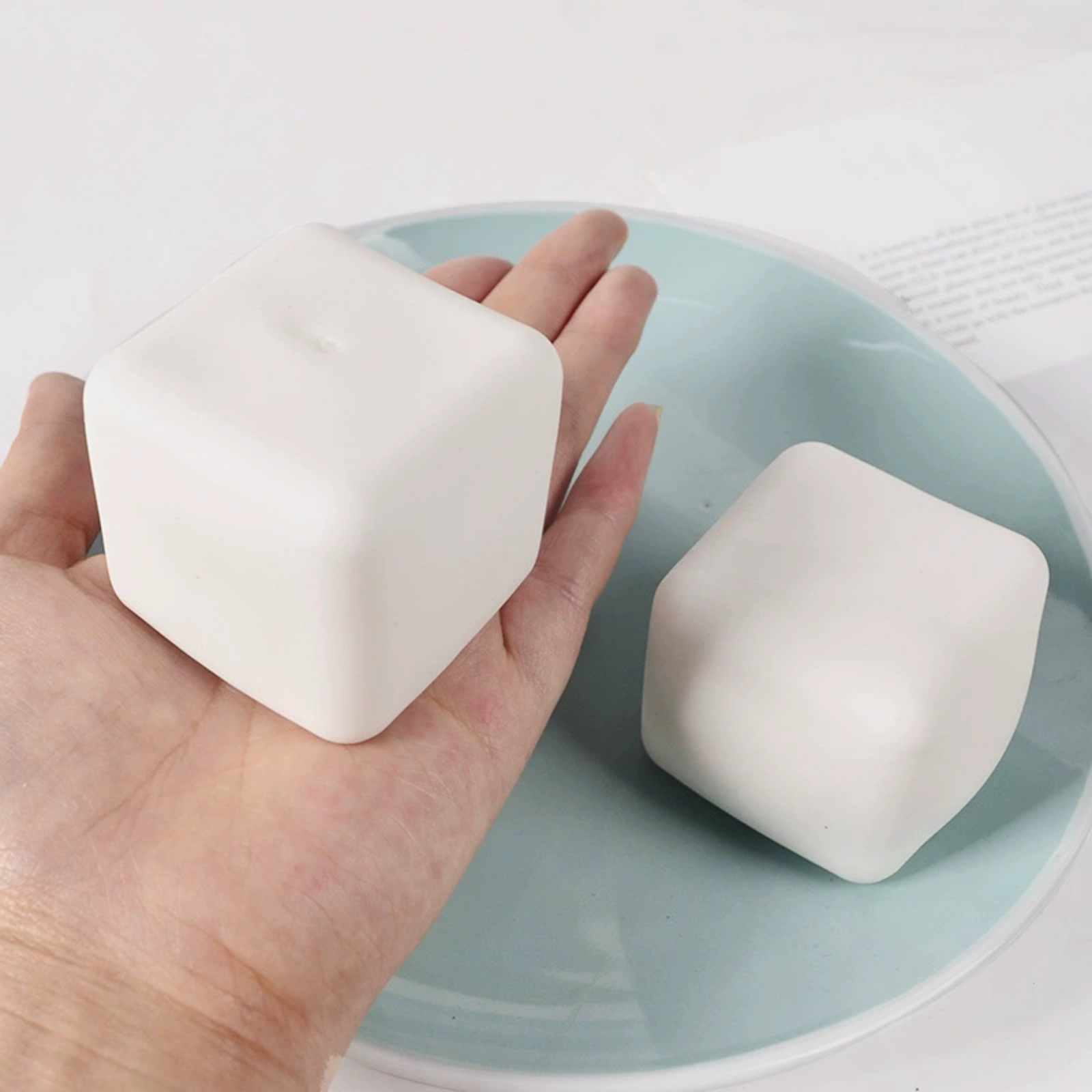 q Creative Square Tofu Squishy - Gadget Q recensie en prijs